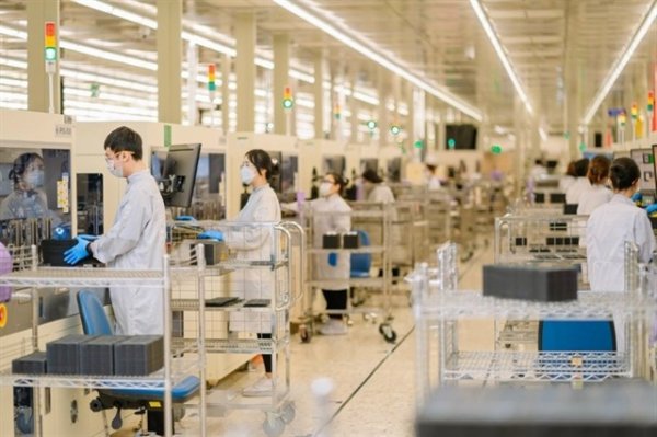 Việt Nam, một trong những ngườ